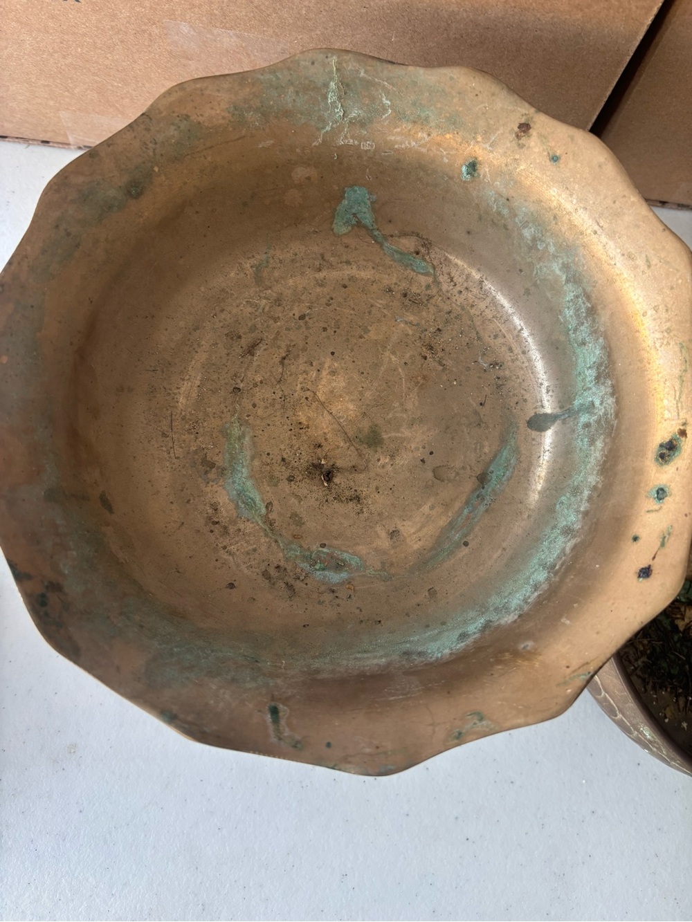 Vintage Brass Bronze Decorative Footed Bowls - Brown Brass Finish - Picture 5 of 14